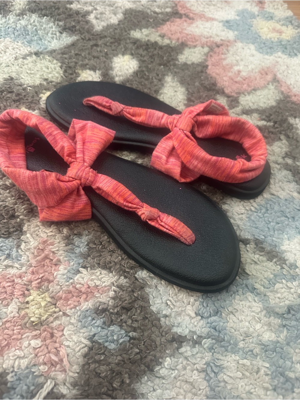 Sanuk Coral-Pattern Tie-Top Toe-Post Sandals